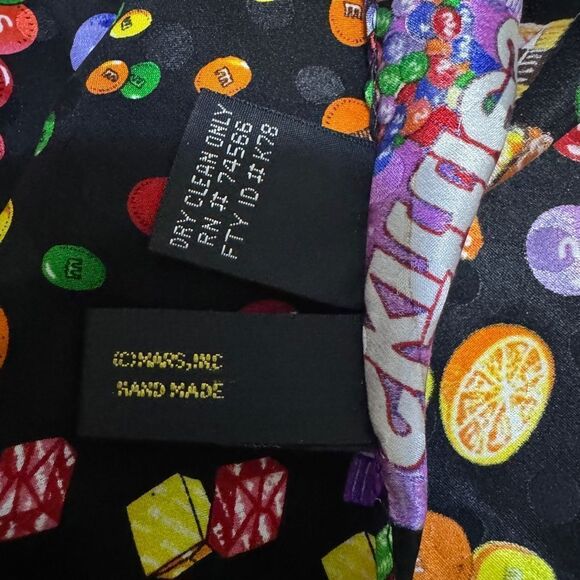 M&M Mars Snickers Skittles Candy Chocolate Silk Scarf Novelty Print 34”x34” Vtg - Picture 9 of 13